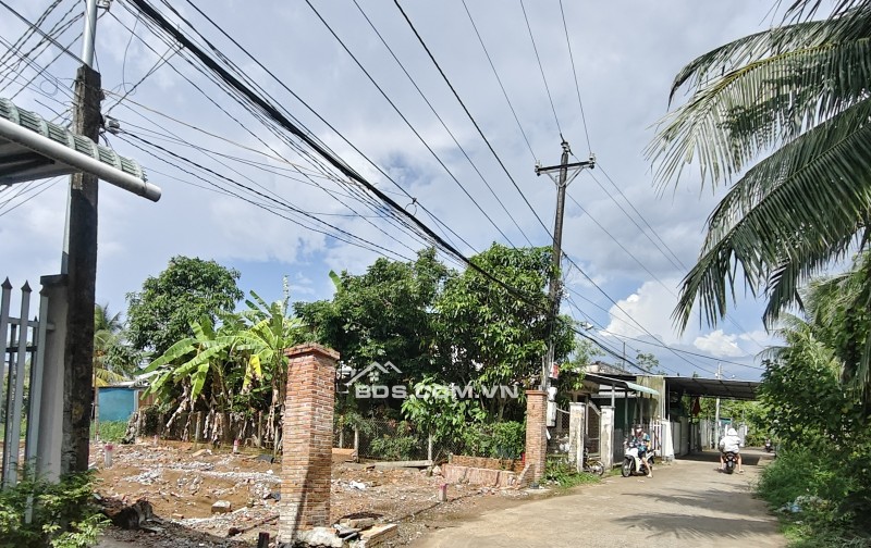 NỀN THỔ CƯ, RẠCH ÔNG DỰA, P.LONG TUYỀN,Q.BÌNH THỦY, TPCT