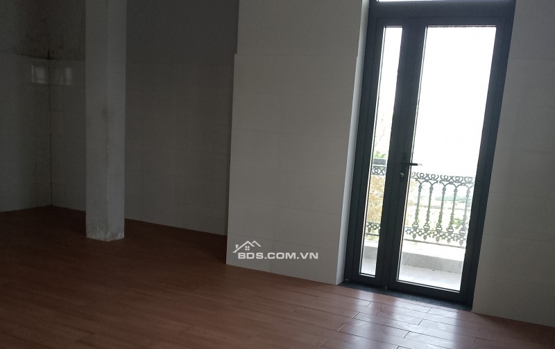 Nhà 5 tầng mới xây, Đường An Phú Đông 12, kế bên Quốc lộ 1A, giá chỉ 9tỷ