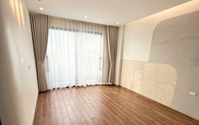 BÁN NHÀ SIÊU ĐẸP 5.299 TỶ 4 TẦNG 60M2 MẶT ĐƯỜNG ĐÔ THỊ MỸ TRUNG