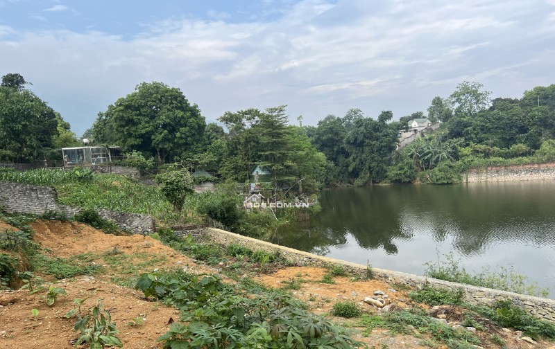 Bán đất bám hồ 1000m2 tạii Cư Yên, Lương Sơn, Hoà Bình