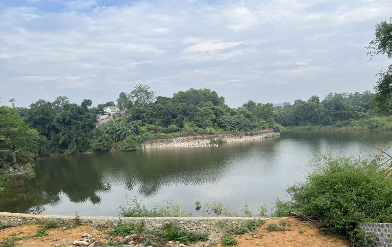 Bán đất bám hồ 1000m2 tạii Cư Yên, Lương Sơn, Hoà Bình