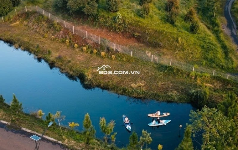 Bán đất gần hồ ngọc 1,35tỷ/150m2, full thổ cư, sổ hồng riêng, đường nhựa 12m, gần ngã 5 chợ.