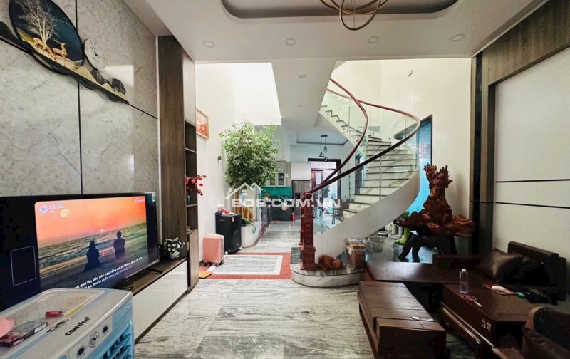  BÁN NHÀ KHU VIP VEN SÔNG DÂN TRÍ CAO TẠI THỦ ĐỨC