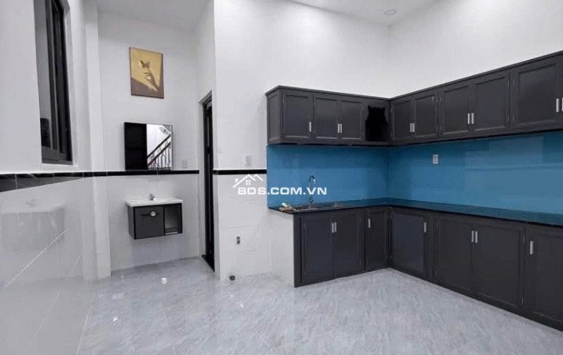 CHÚ EM CẦN BÁN NHÀ ĐẤT THỔ CƯ 4X10M Ở GẦN CHỢ NHỊ XUÂN