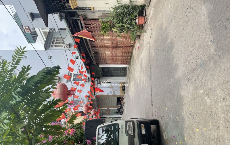 KIM GIANG - Hơn 6TỶ có ngay nhà LÔ GÓC 30m2, MT 4m4 thoáng sáng lý tưởng!