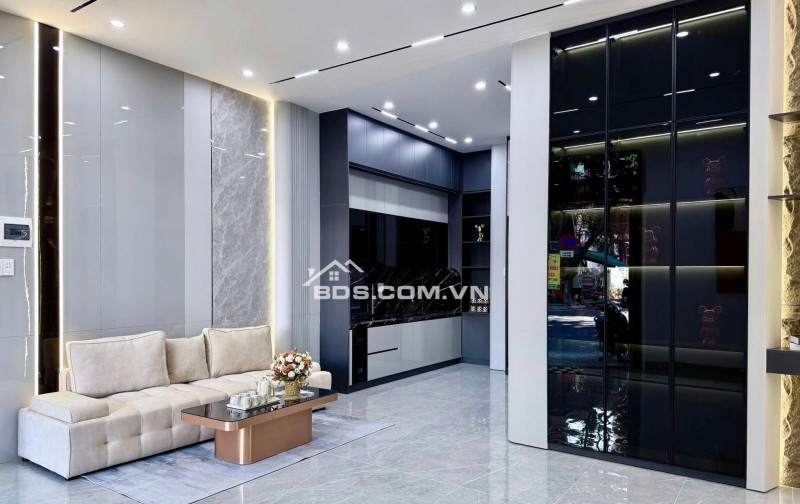 Siêu phẩm mặt tiền Hải Phòng – trung tâm Đà Nẵng – sẵn dòng tiền 450 triệu/năm
