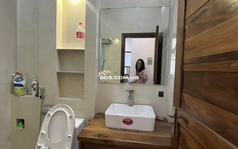 Bán nhà đường số 6, KDC Êm Đềm, Linh Xuân, Thủ Đức, TP HCM. DT 90 m2, 4 tầng. Giá 8,9 tỷ