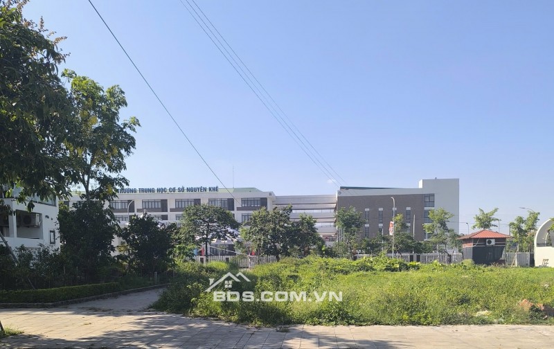 Bán Đất 250m2 Khu C - Khu đô thị Nguyên Khê - Đông Anh - Hà Nội. Giá 105tr/m2
