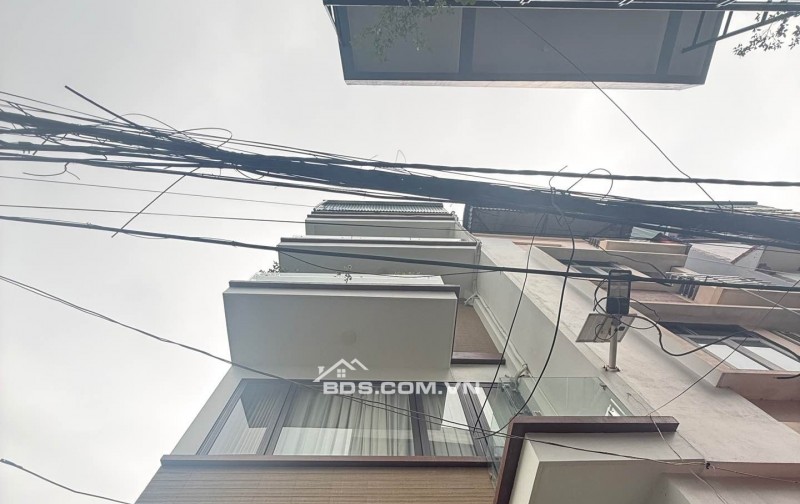 Nhà thật - Phố trạm, Long Biên  6.3 tỷ 30M - Nhà mới sổ đỏ
