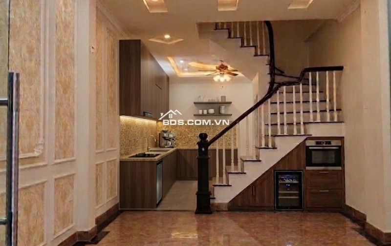 BÁN NHÀ 5 TẦNG– Ô TÔ ĐỖ CỬA-50m RA ĐƯỜNG Ô TÔ TRÁNH -ĐỦ NỘI THẤT-38M2 NHỈNH 7 TỶ