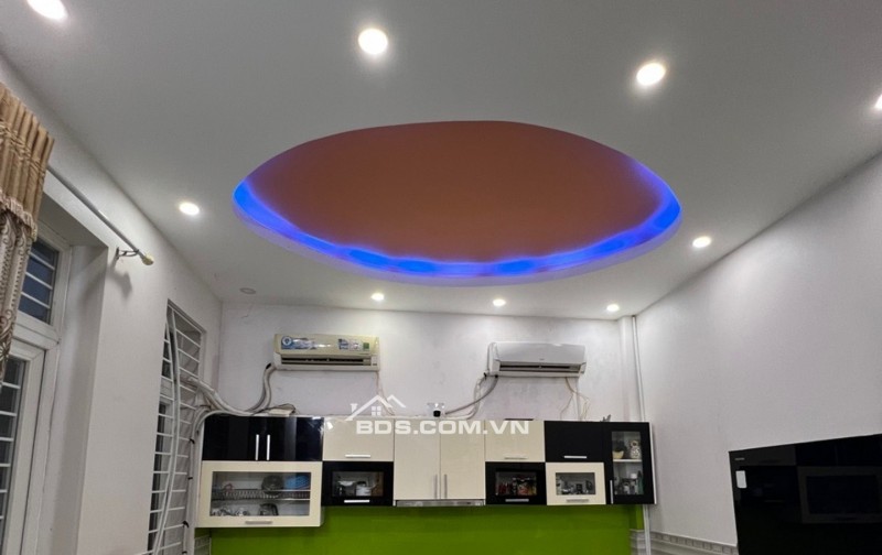 CĂN GÓC  4.3 X 16 ĐÚC  2 TẦNG - HẺM  XE TẢI  - ĐƯỜNG BÌNH THÀNH - BÌNH TÂN