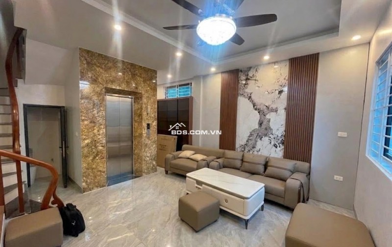 BÁN NHÀ MỚI-5 TẦNG, THANG MÁY- 50M2–Ô TÔ ĐỖ CỔNG 15M RA ĐƯỜNG Ô TÔ TRÁNH–9.X TỶ