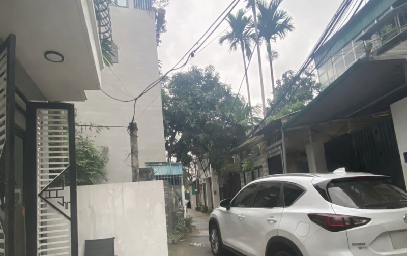  NHÀ ĐẸP THẠCH BÀN–NGÕ RỘNG 4.5M–GẦN Ô TÔ–5 TẦNG Ở NGAY–GIAO THÔNG CỰC KỲ THUẬN TIỆN
