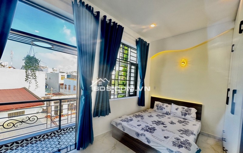 HẺM XE HƠI - HẺM THÔNG - KHU DÂN TRÍ AN NINH - NGANG GẦN 5M BỀ THẾ - NHÀ MỚI FULL NỘI THẤT VÀO Ở NGAY.
