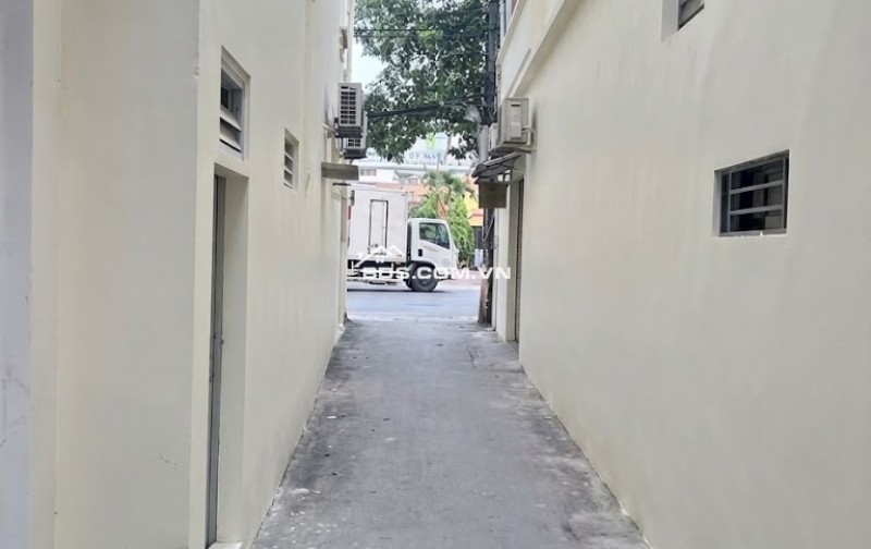 BÁN MẢNH ĐẤT SÀI ĐỒNG-32m2- NGÕ THÔNG Ô TÔ ĐỖ CỬA-ĐÚNG 5M RA MẶT PHỐ 22M- NHỈNH 5 TỶ