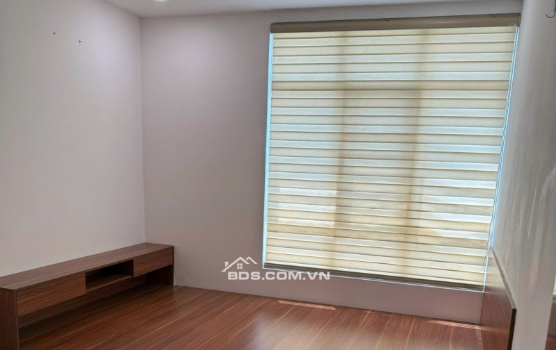 Bán căn hộ giai việt phường chánh hưng quận 8 150m2 3pn 2wc