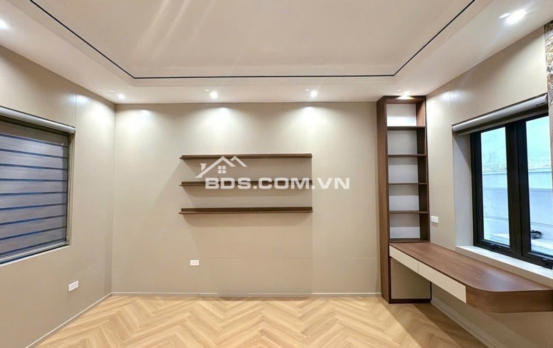 NHÀ ĐẸP NGUYỄN CHÍ THANH 80M² – CHỦ TẶNG TOÀN BỘ NỘI THẤT – CHỈ 4,89 TỶ