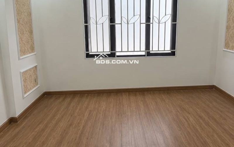 ĐỊNH CÔNG - 3 THOÁNG NỞ HẬU - XE ĐỖ SÁT NHÀ - 38m2, MT khủng 4M!