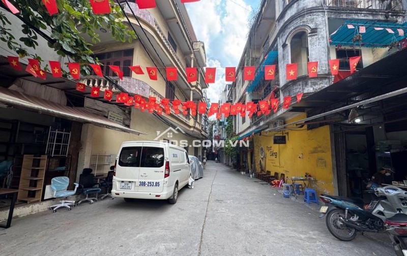  KIM GIANG, PHÂN LÔ Ô TÔ ĐỖ CỬA, VÀI BƯỚC RA PHỐ - 38m2, MT 4.5m CỰC THOÁNG, CỰC SÁNG!