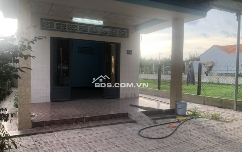 tôi cần bán nhà  số 47 đường Huỳnh Thị Đừng xã trung lập thượng,huyện củ chi ,tphcm