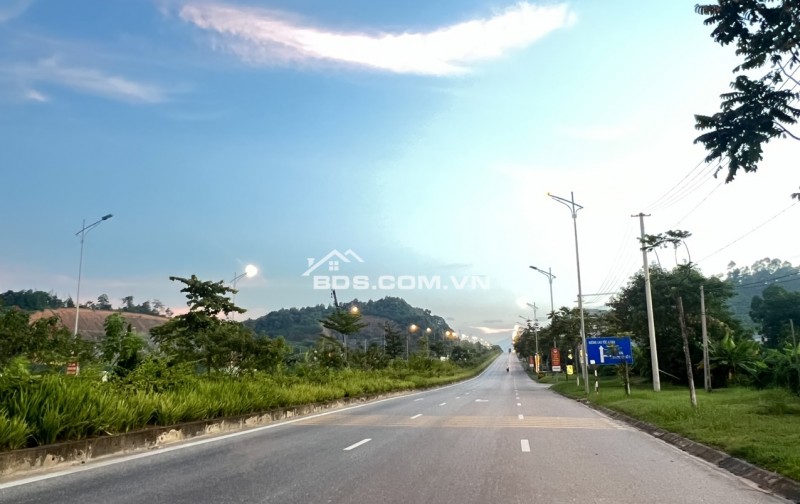 Hàng hiếm tại TDC 5. Trung tâm tỉnh Lào Cai. Lô đất vt2 100m2 giá rẻ nhất thị trường chỉ 1tỷ2xx