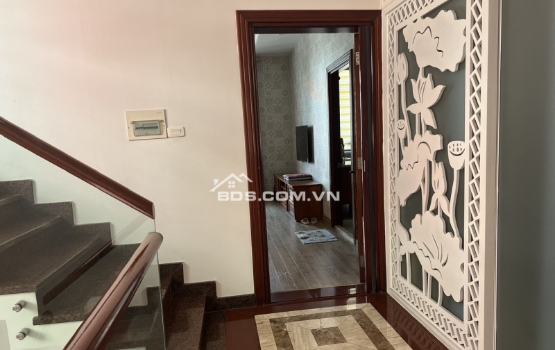 Bán biệt thự 10x20 đường 16m khu Him Lam Q7 giá 57 tỷ