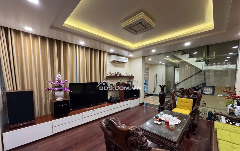 LÔ GÓC 3 mặt thoáng siêu hiếm 134 Văn Cao