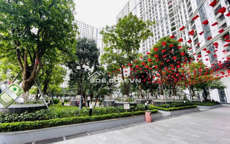 NGỘP BANK GIA ĐÌNH CẦN BÁN CĂN HỘ CHUNG CƯ THE EMERALD PHỐ ĐÌNH THÔN!