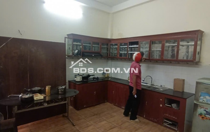 TÂN BÌNH – NHÀ ĐẤT 100M² NGANG 5M – GIÁ 15 TỶ. LH:0908299768.