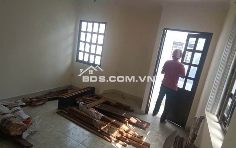 TÂN BÌNH – NHÀ ĐẤT 100M² NGANG 5M – GIÁ 15 TỶ. LH:0908299768.