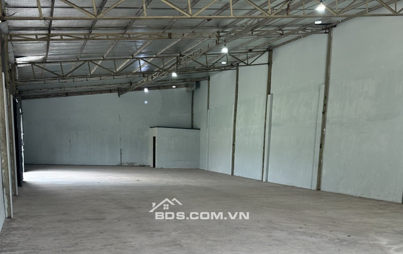 CHO THUÊ KHO / XƯỞNG ĐẸP 250M2 – P.BÌNH TRỊ ĐÔNG, BÌNH TÂN, TP.HCM. Lh:0903900638.