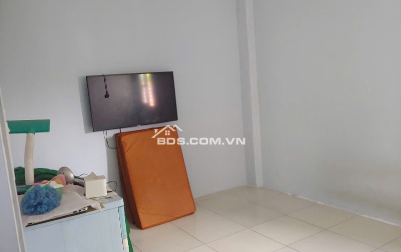 BÁN NHÀ TẠI TRỊNH THỊ DỐI - 57.5M2 CCVB CHỈ 1TỶ370. LH:0865189350.
