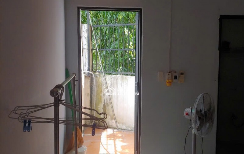 BÁN NHÀ TẠI TRỊNH THỊ DỐI - 57.5M2 CCVB CHỈ 1TỶ370. LH:0865189350.