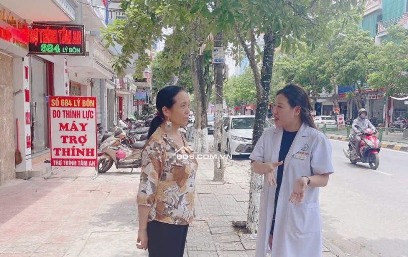 Máy trợ thính thẩm mỹ bí mật sâu trong ống tai đeo như không đeo