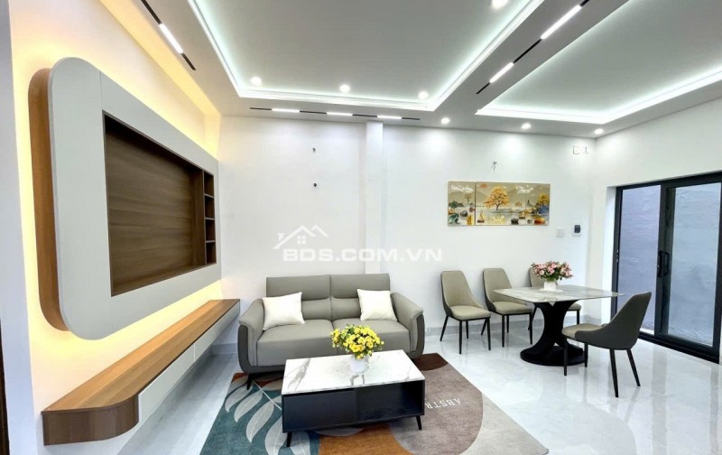 NHÀ ĐẸP SỐ RIÊNG ĐƯỜNG XE HƠI ,  PHÚ THUẬN Q7 (4,2X8 ) 2 TẦNG CHỈ 4 TỶ 380 TR FULL NỘI THẤT