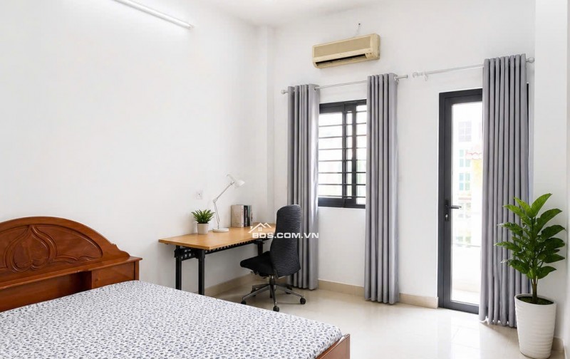BÁN NHÀ LÂM VĂN BỀN QUẬN 7 – 2 MẶT TIỀN TRƯỚC SAU – XE VF3 ĐẬU CỬA – GIÁ 9,5 TỶ