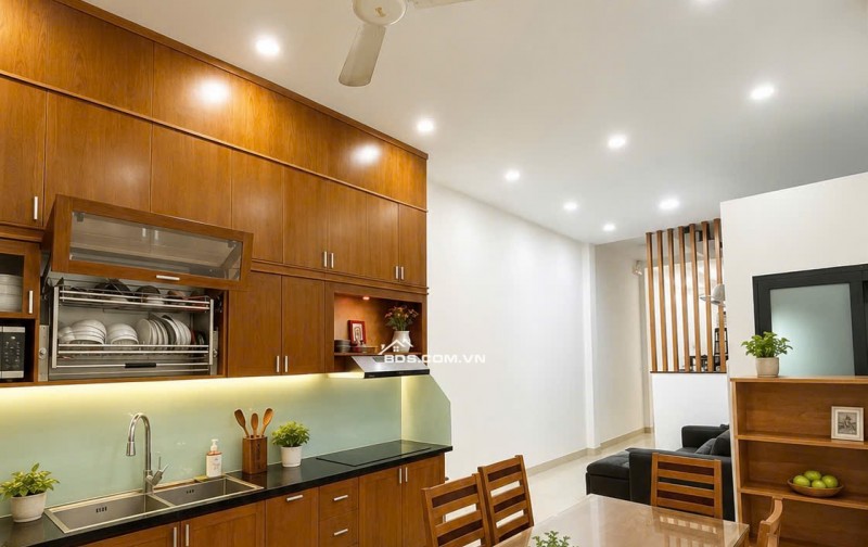 BÁN NHÀ LÂM VĂN BỀN QUẬN 7 – 2 MẶT TIỀN TRƯỚC SAU – XE VF3 ĐẬU CỬA – GIÁ 9,5 TỶ