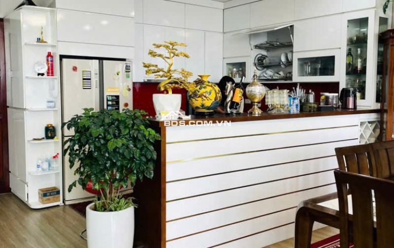 Siêu ngon rẻChỉ 50tr/m2 - CC trung tâm Thanh Xuân - Căn góc - DT 210m- TK: 4PN - 4VS - SĐCC - Hàng xóm Cao Xà Lá - Nguyễn Trãi- Gía quanh 10T