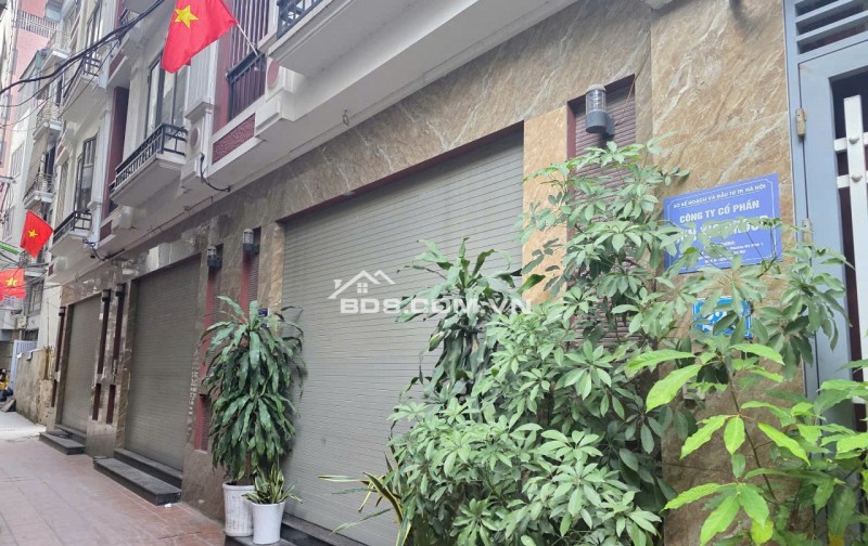 Bán nhà Đình Thôn – Mỹ Đình 37m2 cách phố 30m,  8.8 tỷ.