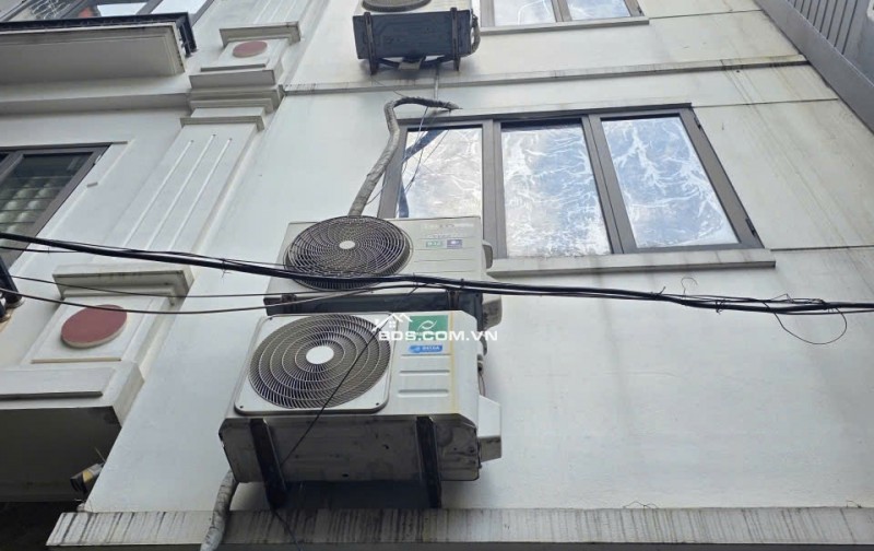 Bán nhà Đình Thôn – Mỹ Đình 37m2 cách phố 30m,  8.8 tỷ.