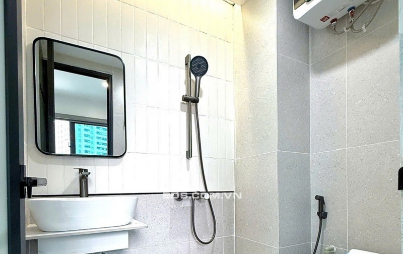  Bán tòa căn hộ chung cư mini dòng tiền cực tốt – vị trí đắc địa gần các trường đại học lớn