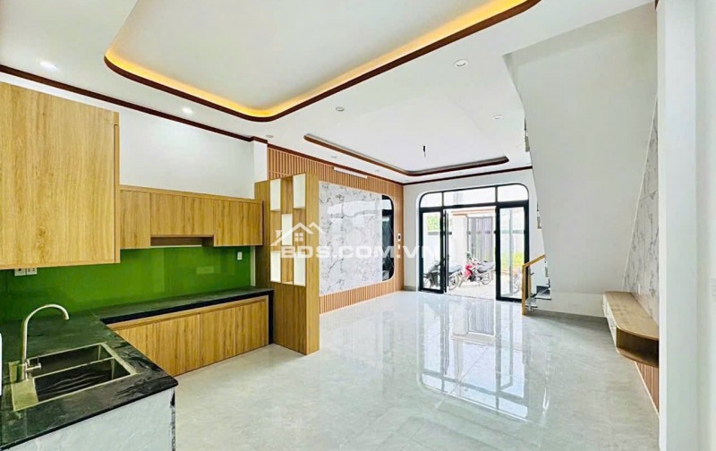  Duy Nhất 1 căn Nhà 1 Trệt 1 Lầu ngay Công An phường Tân Triều