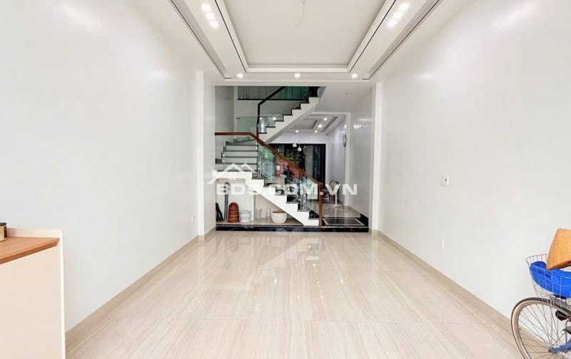 Nhà tái định cư 4 tầng xây mới, đường xá đồng bộ không khí trong lành