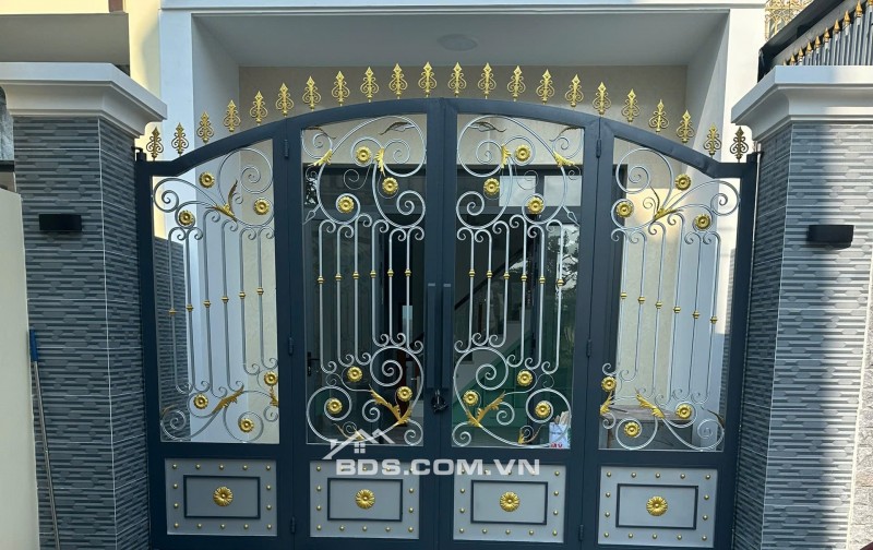 BÁN NHÀ CẦN GIUỘC, TÂY NINH - 82MV - SHR HOÀN CÔNG ĐẦY ĐỦ - CHỈ 3.5 TỶ. LH:0933696918