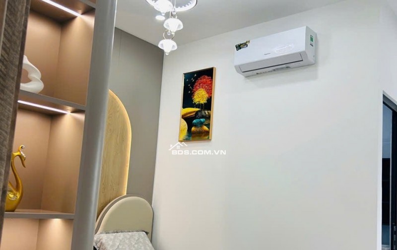 BÁN homestay nguyễn hoàng 70mv 4 tầng 4 phòng ngủ hồ bơi nhỉnh 7 tỷ