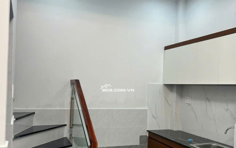 NHÀ MỚI ĐẸP HUỲNH TẤN PHÁT , PHÚ THUẬN ,  Q7 - 20M2 -2PN CHỈ 1 TY 270TR