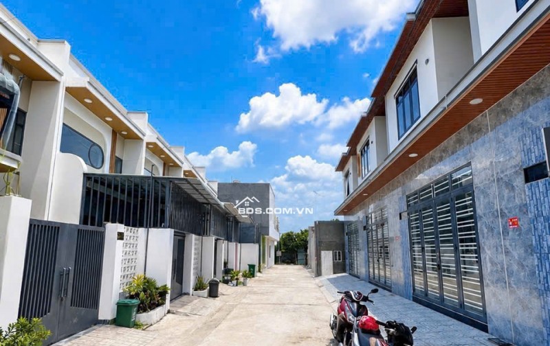  CHỈ CÒN 1 CĂN - GIÁ 1 TỶ 990 TRIỆU  Nhà đẹp, sổ hồng riêng, thổ cư 100%