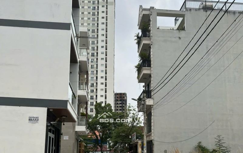 Đất trống 4x20+ 8x20+ 12x20m Hẻm 1365 Huỳnh Tấn Phát phường Phú Thuận Q7