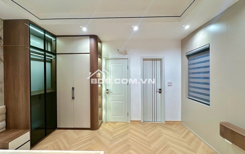  Bán nhà Hoàng Văn Thái – Thanh Xuân | 50m² | 7 tầng | Thang máy | Giá 14x tỷ