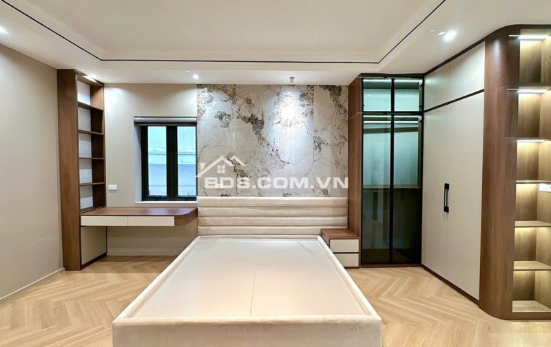  Bán nhà Hoàng Văn Thái – Thanh Xuân | 50m² | 7 tầng | Thang máy | Giá 14x tỷ